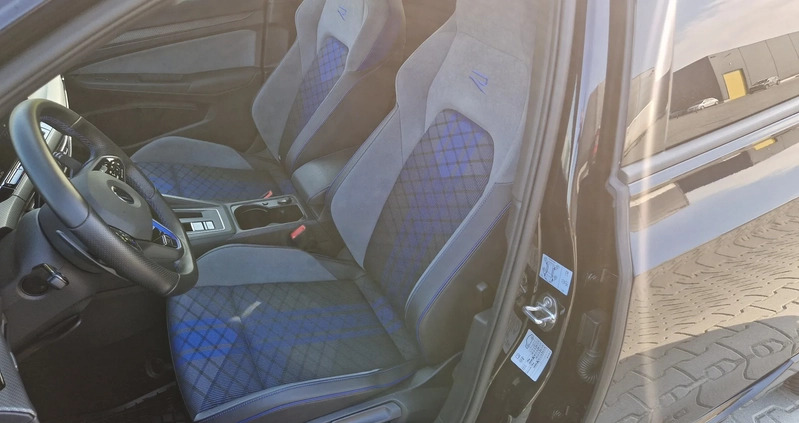 Volkswagen Golf cena 217710 przebieg: 9000, rok produkcji 2022 z Kraków małe 379